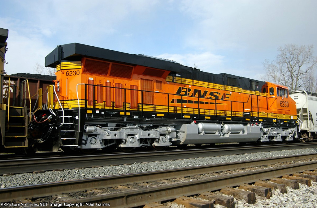 BNSF 6230